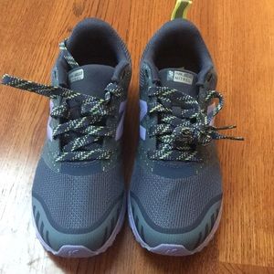 New Balance Girls Sneakers NWOT